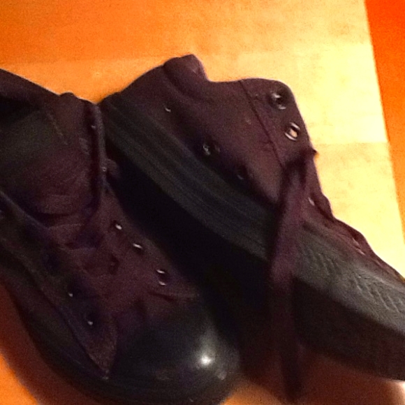 ๐บ๐บ๐บ black converse๐๐ Offers wanted - Picture 6 of 8